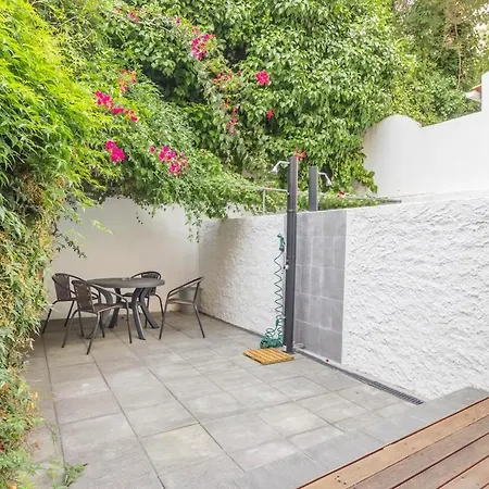 Sweet Secret Garden At Ii Apartment Lissabon